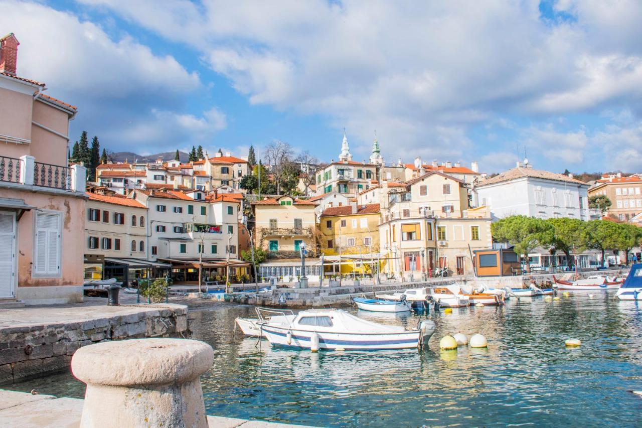 Apartments Anita Near Opatija With Private Parking Matulji Exterior foto