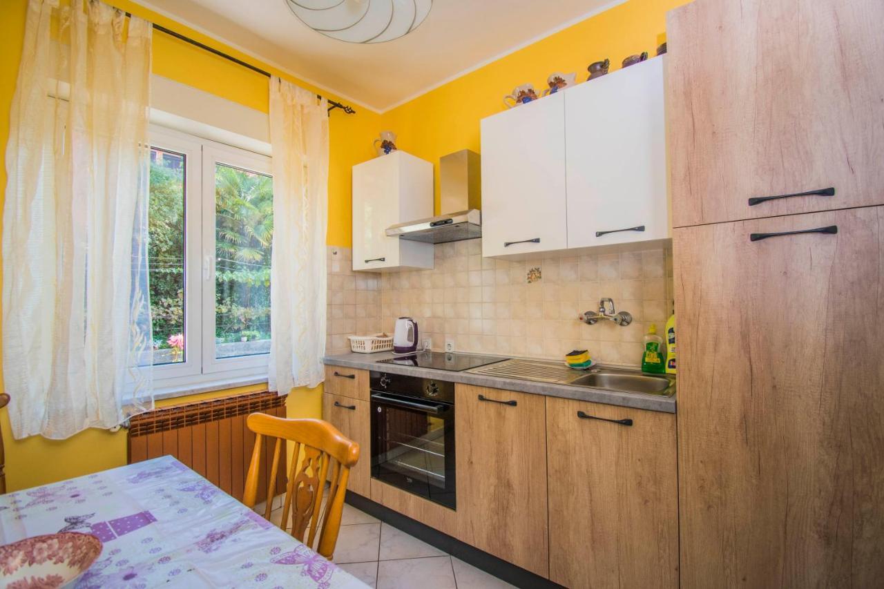 Apartments Anita Near Opatija With Private Parking Matulji Exterior foto